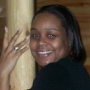 Meet your Posher, Alneka